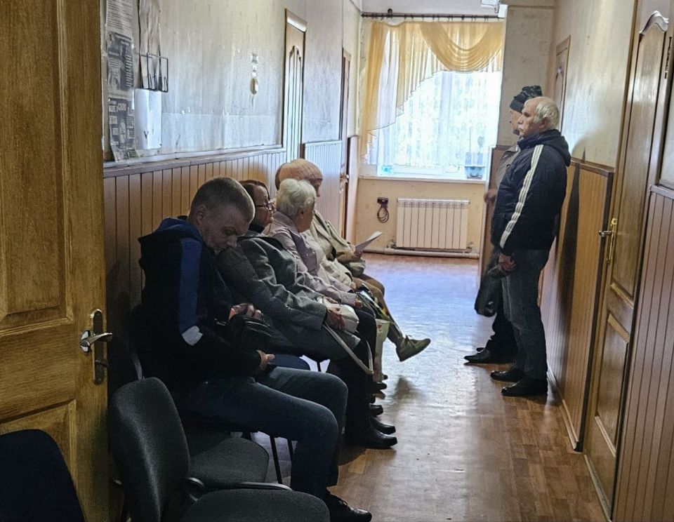 В пгт. Пантелеймоновка состоялась встреча квалифицированного юриста с жителями округа В пгт. Пантелеймоновка состоялась встреча квалифицированного юриста с жителями округа