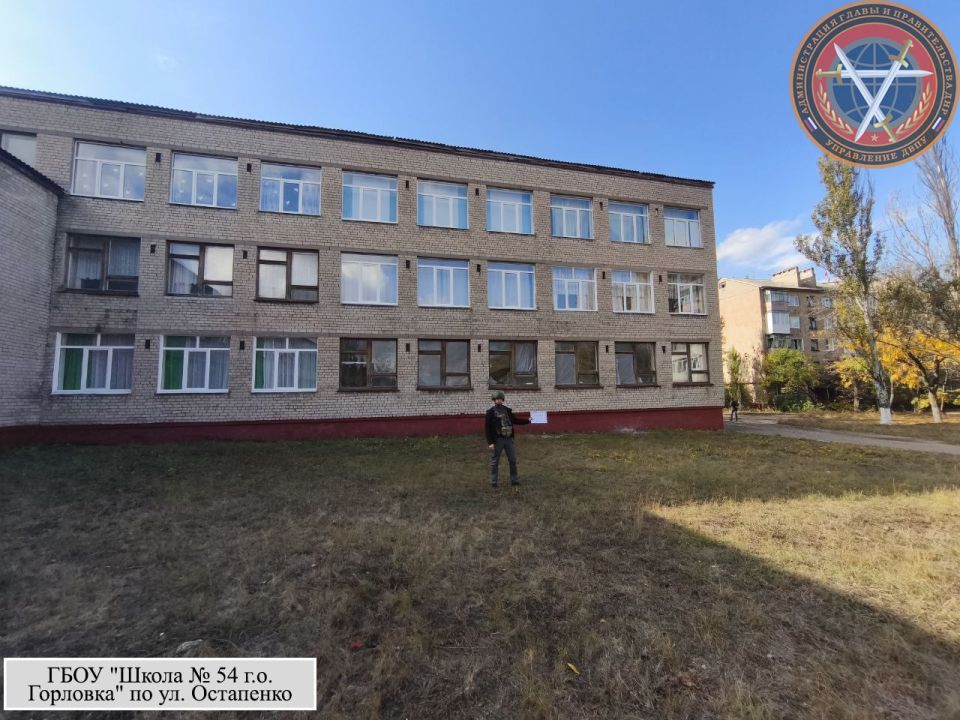 При ударе по Центрально-Городскому району Горловки противник применил осколочные ракеты РСЗО «Хаймарс», сообщили в Управлении по вопросам документирования военных преступлений Украины При ударе по Центрально-Городскому району Горловки противник применил осколочные ракеты РСЗО «Хаймарс», сообщили в Управлении по вопросам документирования военных преступлений Украины