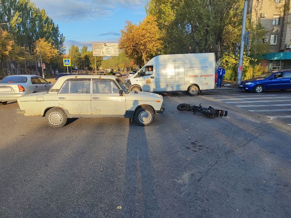 Автоинспекторы следят за безопасностью на дорогах Горловки Автоинспекторы следят за безопасностью на дорогах Горловки