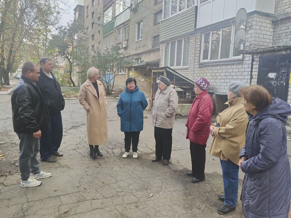 Денис Зубов: Александр Кузнецов встретился с жильцами дома №133 Денис Зубов: Александр Кузнецов встретился с жильцами дома №133