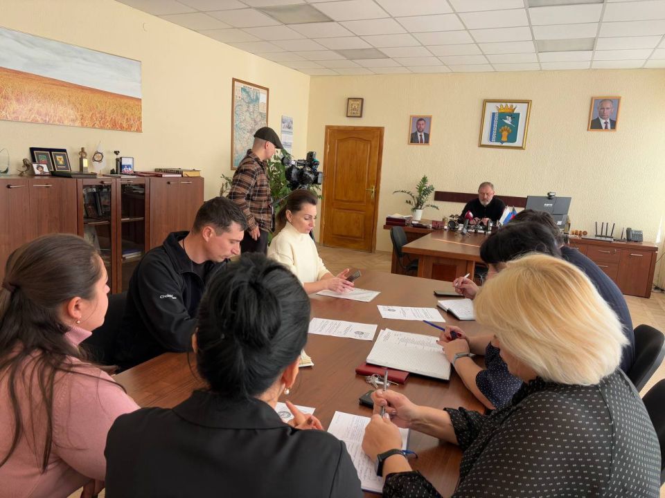 Вчера под председательством Главы Мангушского муниципального округа Бориса Тримы состоялось очередное заседание межведомственной рабочей группы по вопросам охраны здоровья граждан Вчера под председательством Главы Мангушского муниципального округа Бориса Тримы состоялось очередное заседание межведомственной рабочей группы по вопросам охраны здоровья граждан
