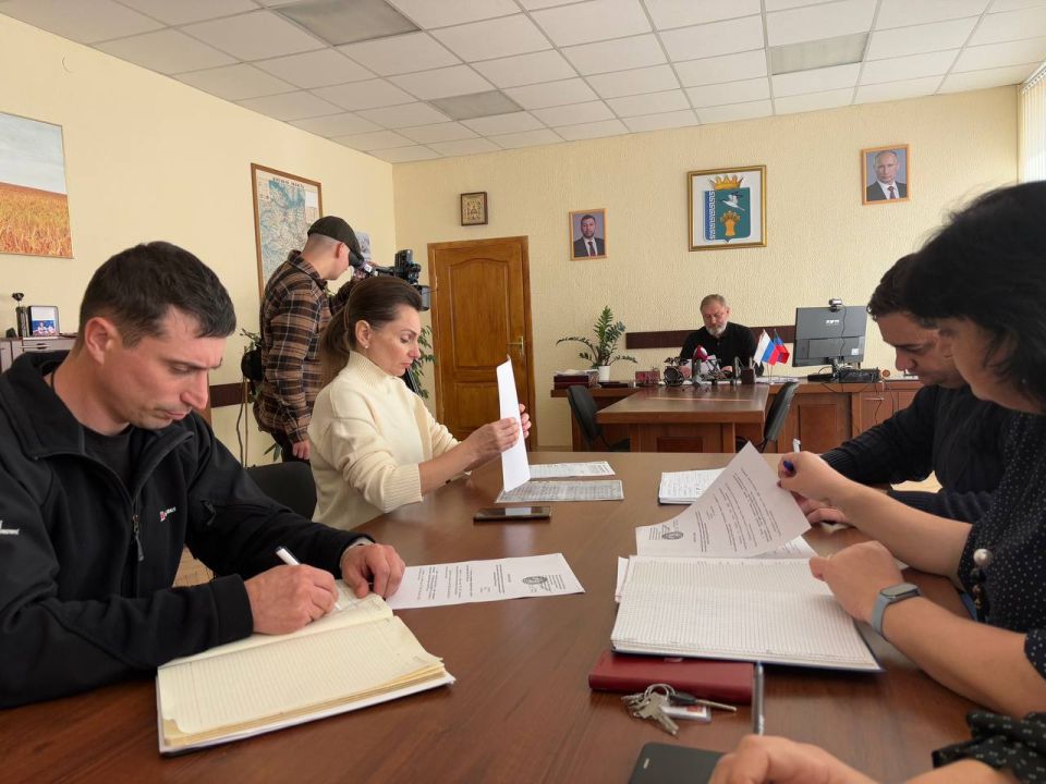 Вчера под председательством Главы Мангушского муниципального округа Бориса Тримы состоялось очередное заседание межведомственной рабочей группы по вопросам охраны здоровья граждан Вчера под председательством Главы Мангушского муниципального округа Бориса Тримы состоялось очередное заседание межведомственной рабочей группы по вопросам охраны здоровья граждан