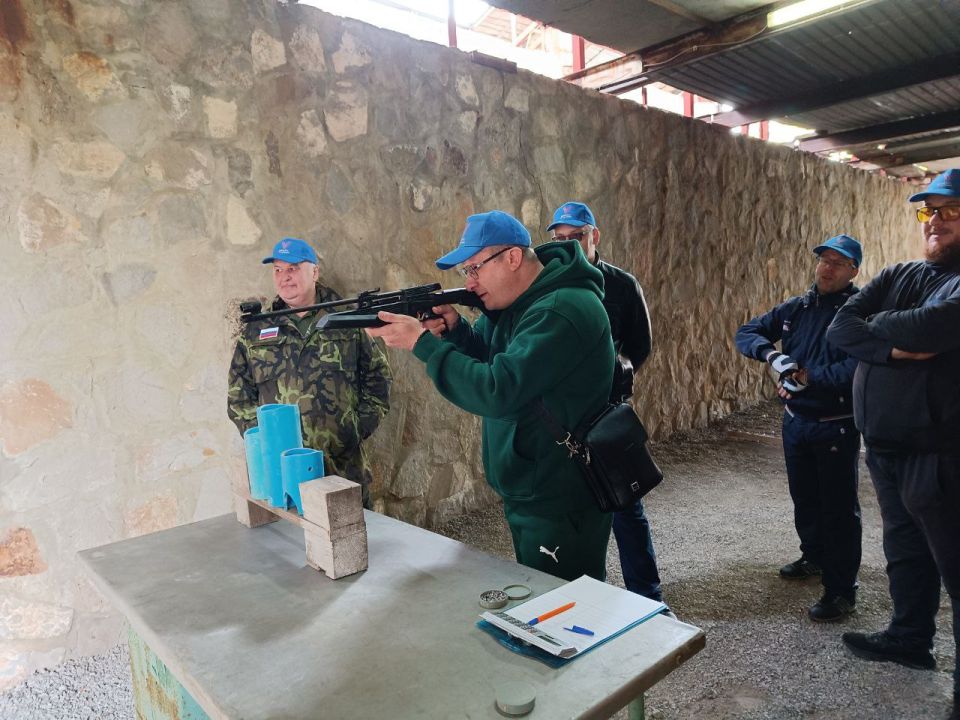 Зампред Правительства Татьяна Переверзева вместе с финалистами кадрового конкурса «Донбасс. СВОи Герои» приняла участие в турнире по многоборью Зампред Правительства Татьяна Переверзева вместе с финалистами кадрового конкурса «Донбасс. СВОи Герои» приняла участие в турнире по многоборью