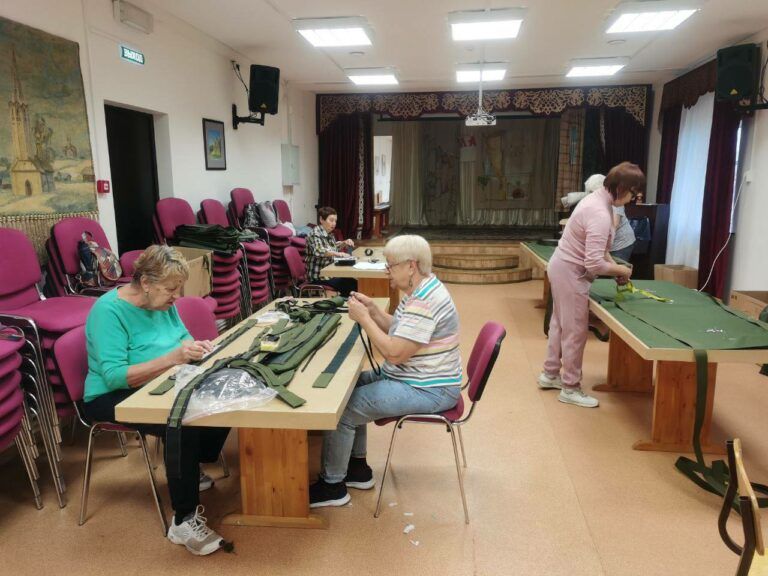 Приходы Казанской епархии отправили большую партию помощи бойцам Приходы Казанской епархии отправили большую партию помощи бойцам