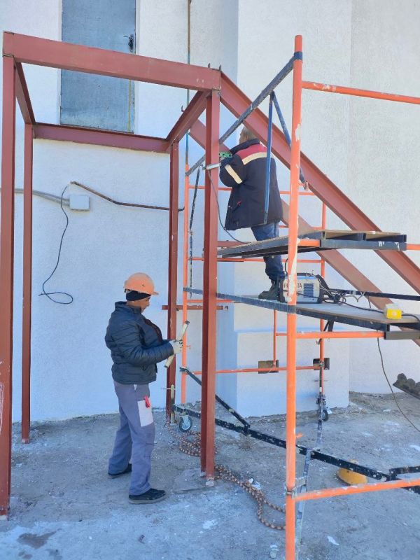 В Новоазовске продолжаются масштабные работы по ремонту очистных сооружений