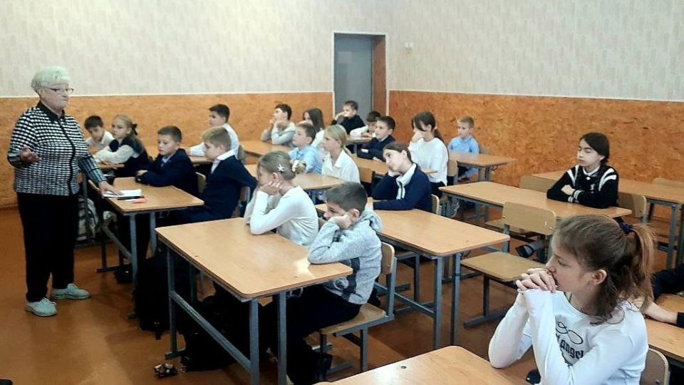 Неразрывная связь поколений - сила России! Неразрывная связь поколений - сила России!