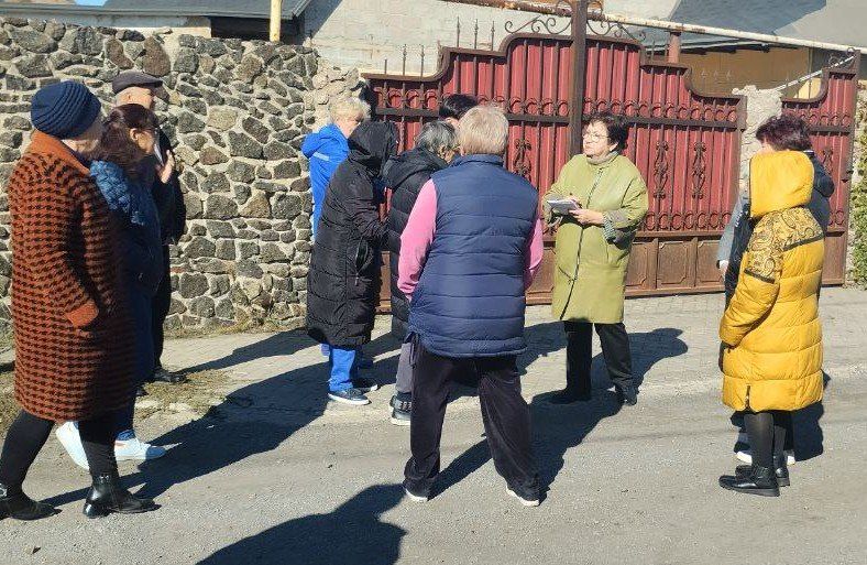 Наталья Бегуненко: По поручению Главы ДНР Дениса Пушилина в Петровском районе продолжаются встречи с населением Наталья Бегуненко: По поручению Главы ДНР Дениса Пушилина в Петровском районе продолжаются встречи с населением