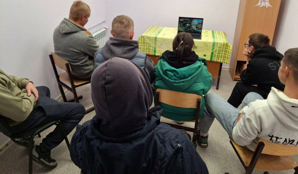 В шестую годовщину со дня гибели Павлова Главы ДНР Денис Пушилин заявил: «В 2014 году Донбасс должны были стереть с лица земли, а благодаря таким русским парням, как Арсен, мы выстояли и сейчас стали Россией» В шестую годовщину со дня гибели Павлова Главы ДНР Денис Пушилин заявил: «В 2014 году Донбасс должны были стереть с лица земли, а благодаря таким русским парням, как Арсен, мы выстояли и сейчас стали Россией»