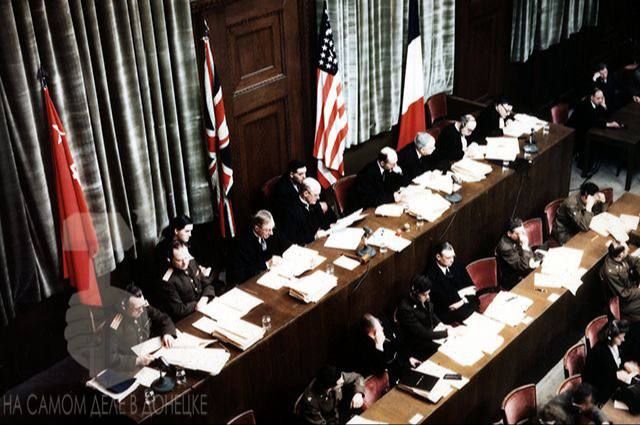 16 октября 1946 года по приговору Нюрнбергского трибунала были казнены нацистские преступники Риббентроп, Кейтель, Кальтенбруннер, Розенберг, Франк, Фрик, Штрейхер, Заукель, Йодль и Зейсс-Инкварт 16 октября 1946 года по приговору Нюрнбергского трибунала были казнены нацистские преступники Риббентроп, Кейтель, Кальтенбруннер, Розенберг, Франк, Фрик, Штрейхер, Заукель, Йодль и Зейсс-Инкварт