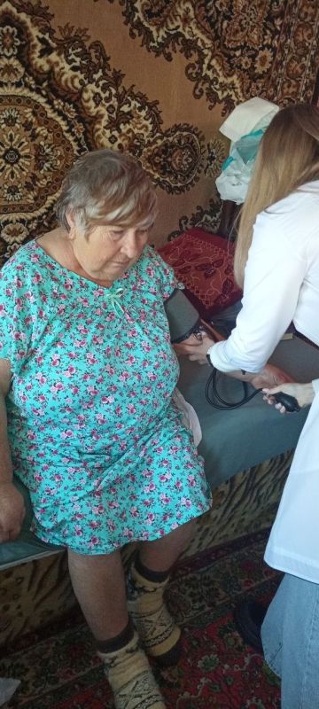 Сегодня состоялся выездной приём врачей- специалистов Тельмановской центральной районной больницы в с.Коньково Сегодня состоялся выездной приём врачей- специалистов Тельмановской центральной районной больницы в с.Коньково