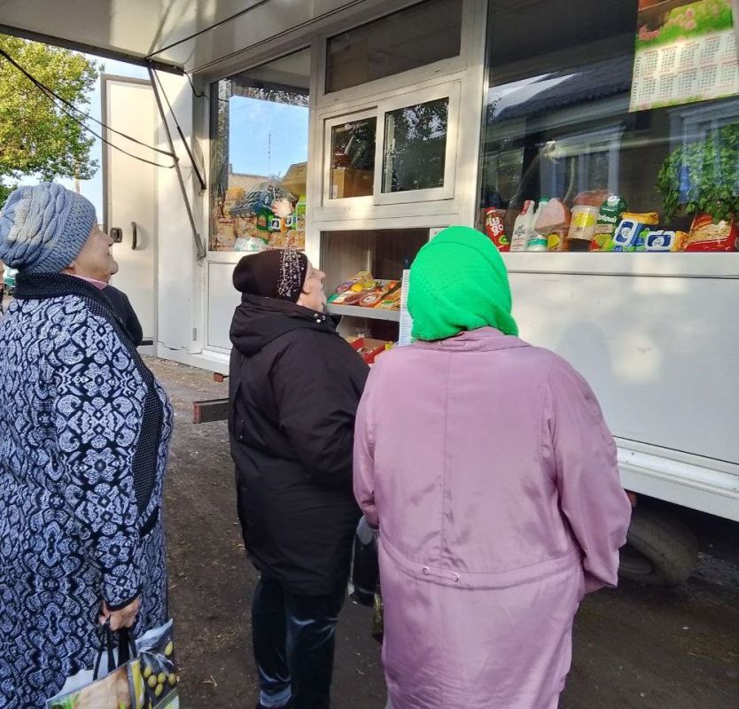 С 11 по 15 октября 2025 года осуществлена выездная торговля с использованием автомагазинов в населенных пунктах городских округов Донецк, Горловка, Мариуполь, на территории г. Авдеевка, также Волновахского, Володарского... С 11 по 15 октября 2025 года осуществлена выездная торговля с использованием автомагазинов в населенных пунктах городских округов Донецк, Горловка, Мариуполь, на территории г. Авдеевка, также Волновахского, Володарского...