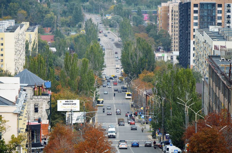 В Мариуполе готовится масштабная реконструкция проспекта Металлургов, одной из важнейших транспортных магистралей города В Мариуполе готовится масштабная реконструкция проспекта Металлургов, одной из важнейших транспортных магистралей города