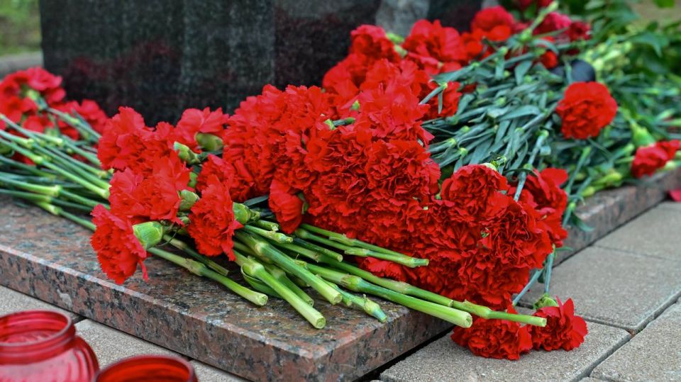 Его имя – символ мужества. 16 октября мы вспоминаем Героя, русского воина, ставшего легендой Донбасса Его имя – символ мужества. 16 октября мы вспоминаем Героя, русского воина, ставшего легендой Донбасса