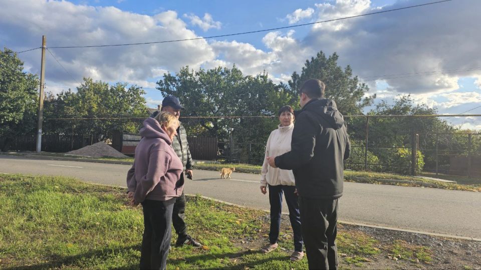 В Тельманово состоялась встреча члена Общественного совета муниципального округа с жителями посёлка В Тельманово состоялась встреча члена Общественного совета муниципального округа с жителями посёлка