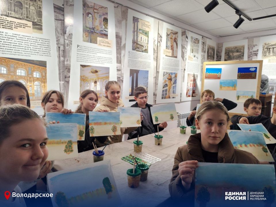 Рисование родного края. С целью воспитания патриотических чувств и любви к малой родине в МКУ "Володарский краеведческий музей" для учащихся ГБОУ «Володарская школа № 1» был организован замечательный воспитательный... Рисование родного края. С целью воспитания патриотических чувств и любви к малой родине в МКУ "Володарский краеведческий музей" для учащихся ГБОУ «Володарская школа № 1» был организован замечательный воспитательный...
