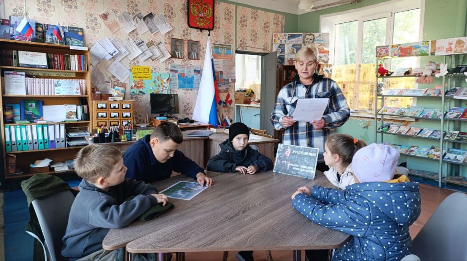 В День памяти Арсена Павлова библиотеки по всему Волновахскому МО провели для своих читателей мероприятия, посвященные легендарному комбату, Герою Донецкой Народной Республики В День памяти Арсена Павлова библиотеки по всему Волновахскому МО провели для своих читателей мероприятия, посвященные легендарному комбату, Герою Донецкой Народной Республики