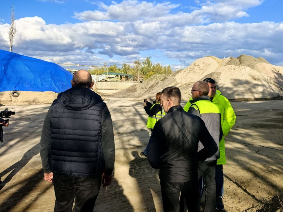 Александр Бондаренко: Мероприятия по подготовке к зимнему содержанию дорог общего пользования выполнены в полном объеме Александр Бондаренко: Мероприятия по подготовке к зимнему содержанию дорог общего пользования выполнены в полном объеме