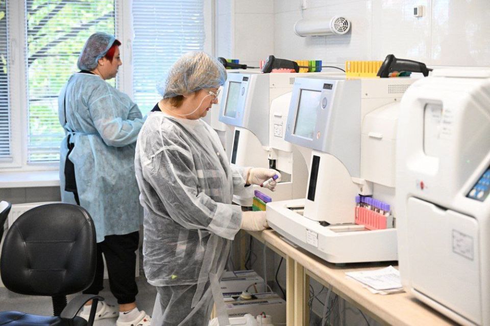 Мариупольская лаборатория на базе Больницы интенсивного лечения обеспечивает диагностикой весь юг ДНР, включая Мангуш, Новоазовск и Володарское Мариупольская лаборатория на базе Больницы интенсивного лечения обеспечивает диагностикой весь юг ДНР, включая Мангуш, Новоазовск и Володарское