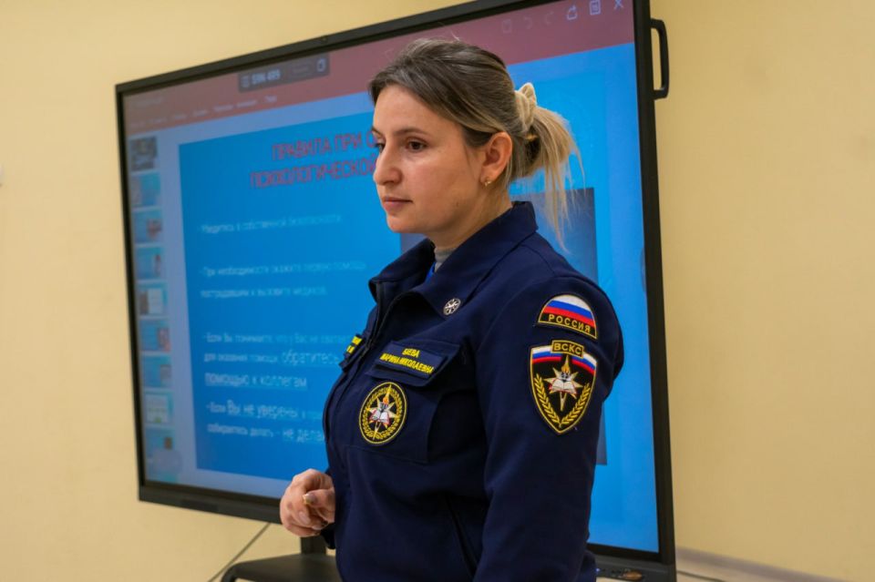 В Мариупольской школе №68 состоялось подписание соглашения об открытии Школьного спасательного отряда «Шторм», а также прошло занятие в рамках проекта «Школа антитеррора» В Мариупольской школе №68 состоялось подписание соглашения об открытии Школьного спасательного отряда «Шторм», а также прошло занятие в рамках проекта «Школа антитеррора»