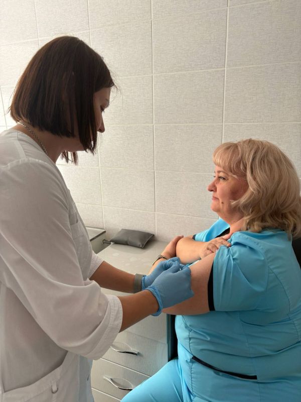 Денис Пушилин: Уже привили от гриппа более 310 тысяч жителей Республики Денис Пушилин: Уже привили от гриппа более 310 тысяч жителей Республики