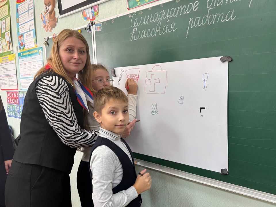 ЕДИНАЯ БОЛЬШАЯ ПЕРЕМЕНА. Сегодня в ГБОУ "Тельмановская гимназия Тельмановского М.О." царила особая атмосфера! ЕДИНАЯ БОЛЬШАЯ ПЕРЕМЕНА. Сегодня в ГБОУ "Тельмановская гимназия Тельмановского М.О." царила особая атмосфера!