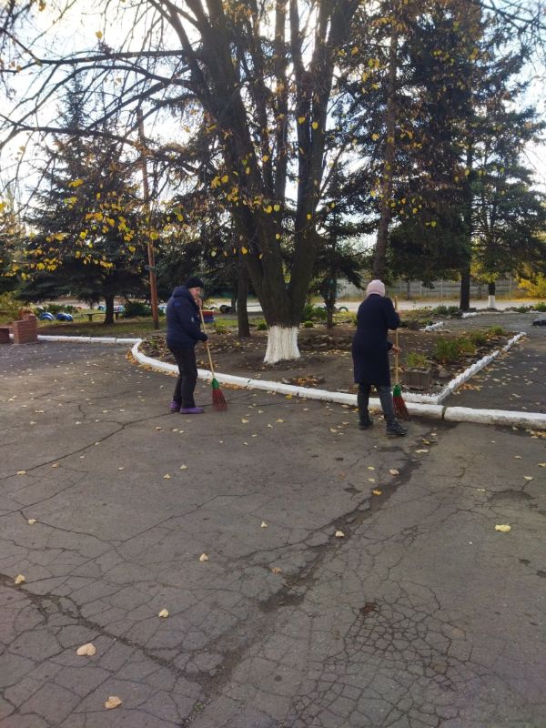 В Калининском внутригородском районе Горловки продолжается реализация партийного проекта «Единой России» «Городская среда» В Калининском внутригородском районе Горловки продолжается реализация партийного проекта «Единой России» «Городская среда»