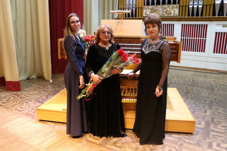 Органу Донецкой филармонии свыше 180 лет Органу Донецкой филармонии свыше 180 лет