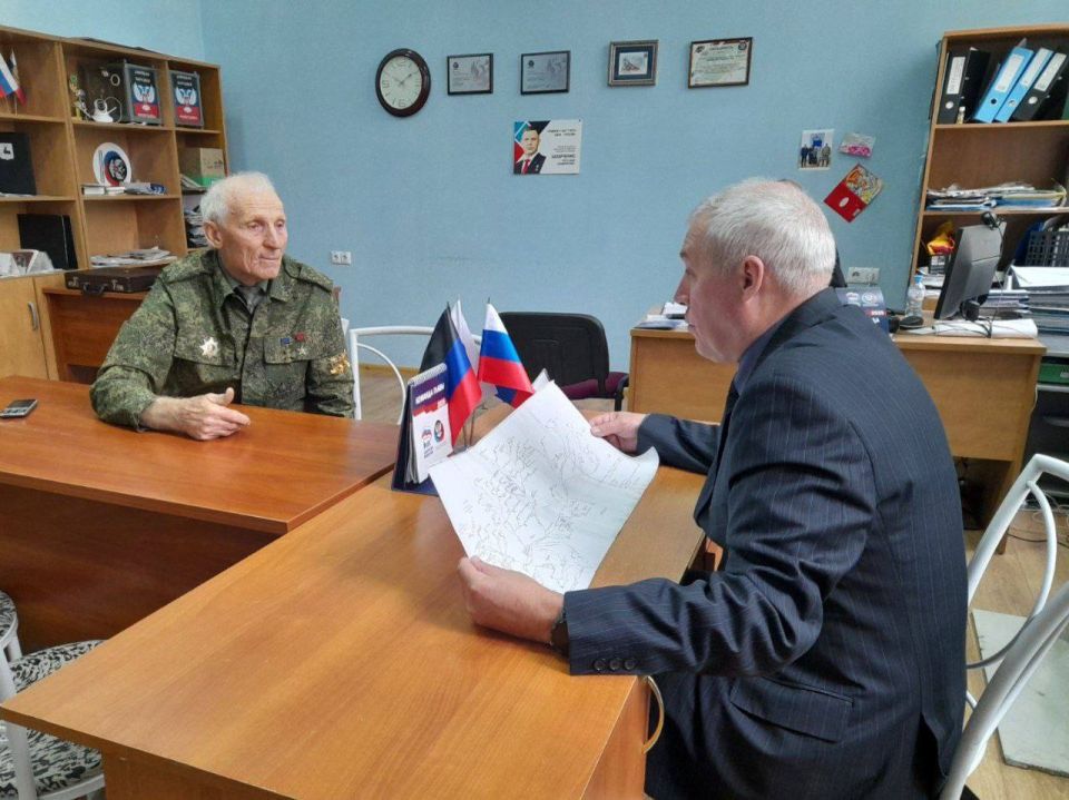 Евгений Поплавский: Провел прием граждан в общественной приемной партии «Единая Россия» Евгений Поплавский: Провел прием граждан в общественной приемной партии «Единая Россия»