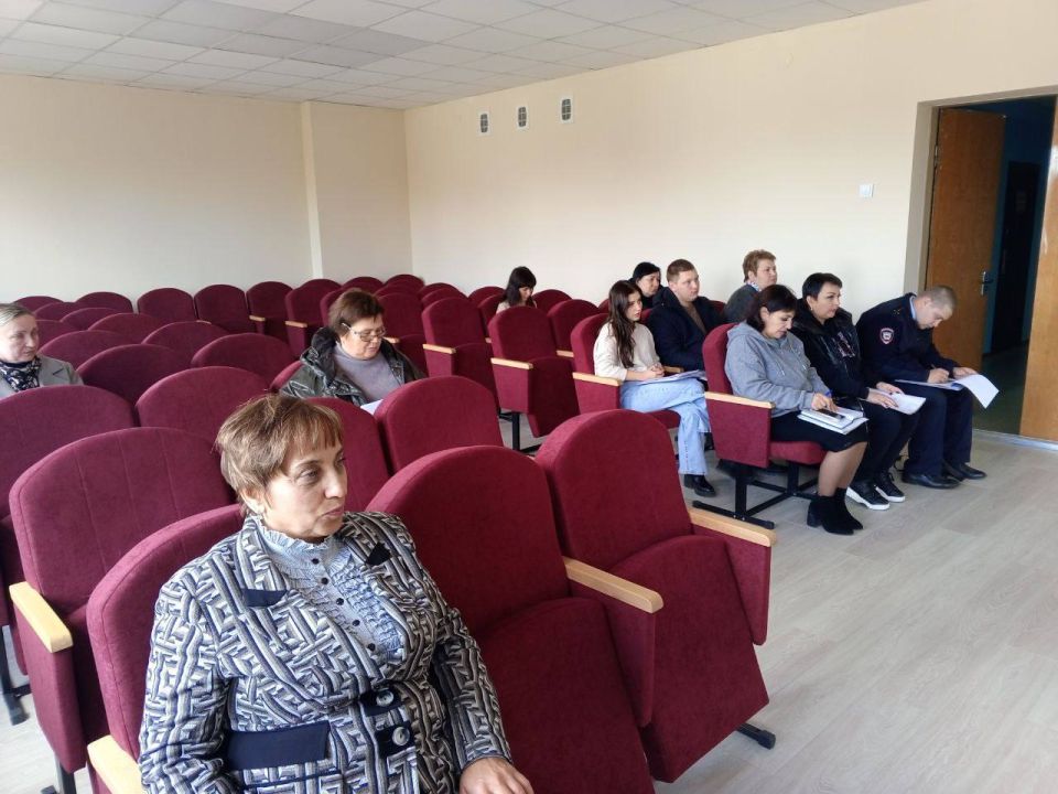 Вчера, 16 октября 2025 года, в администрации Ясиноватского муниципального округа состоялось очередное заседание комиссии по делам несовершеннолетних и защите их прав под председательством заместителя главы администрации... Вчера, 16 октября 2025 года, в администрации Ясиноватского муниципального округа состоялось очередное заседание комиссии по делам несовершеннолетних и защите их прав под председательством заместителя главы администрации...