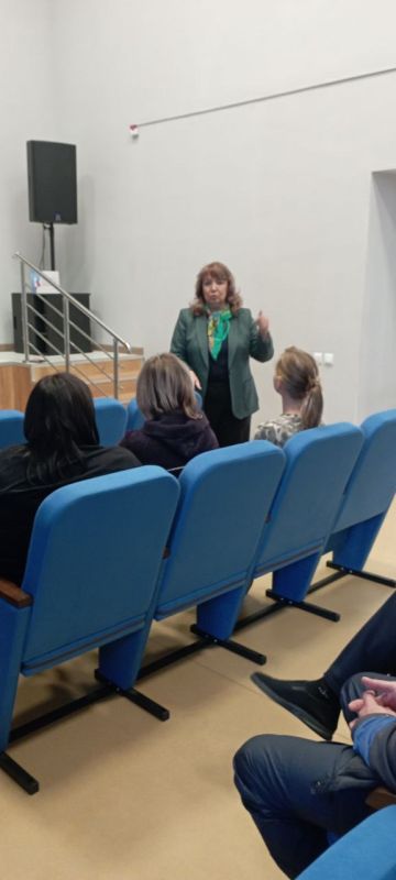 По Поручению Главы Донецкой Народной Республики Дениса Пушилина представители Министерства культуры и руководства республиканских учреждений культуры продолжают рабочие встречи с трудовыми коллективами