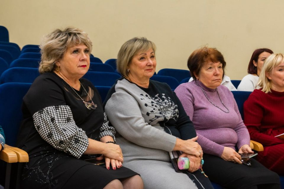 В Мариупольской школе №68 состоялось подписание соглашения об открытии Школьного спасательного отряда «Шторм», а также прошло занятие в рамках проекта «Школа антитеррора» В Мариупольской школе №68 состоялось подписание соглашения об открытии Школьного спасательного отряда «Шторм», а также прошло занятие в рамках проекта «Школа антитеррора»