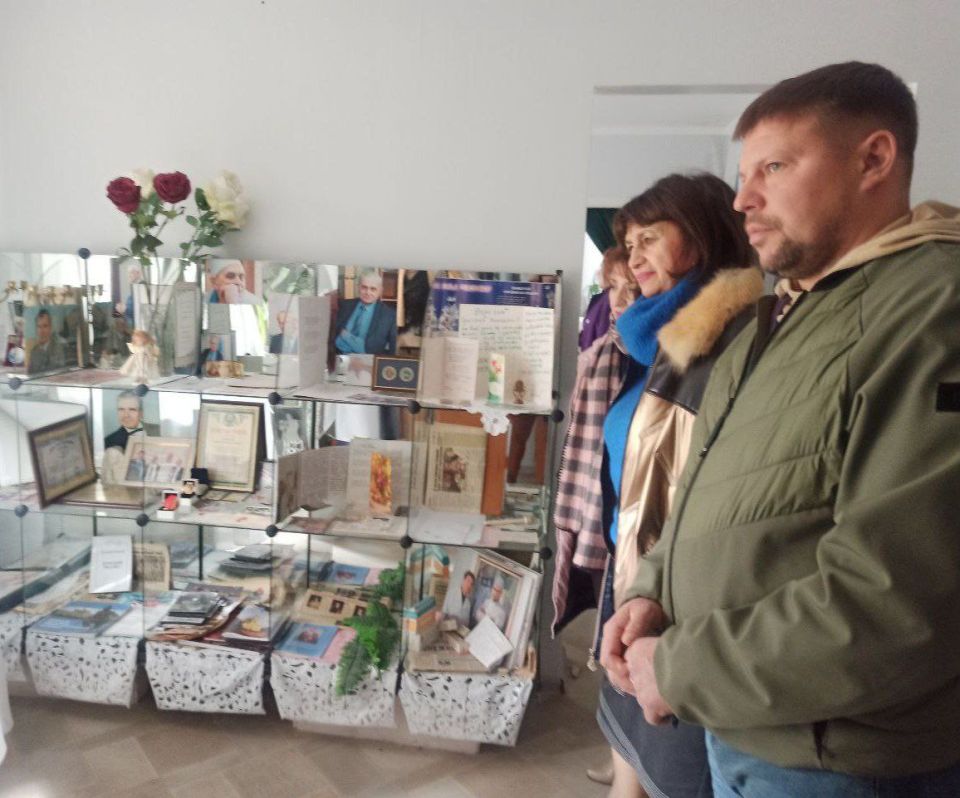 Валентин Левченко: Неожиданным праздником оказалась встреча заместителя руководителя Управы Елены Михайловны Повалий с АНО культурного просвещения и социальной помощи «Паруса надежды» и распределительного волонтерского... Валентин Левченко: Неожиданным праздником оказалась встреча заместителя руководителя Управы Елены Михайловны Повалий с АНО культурного просвещения и социальной помощи «Паруса надежды» и распределительного волонтерского...
