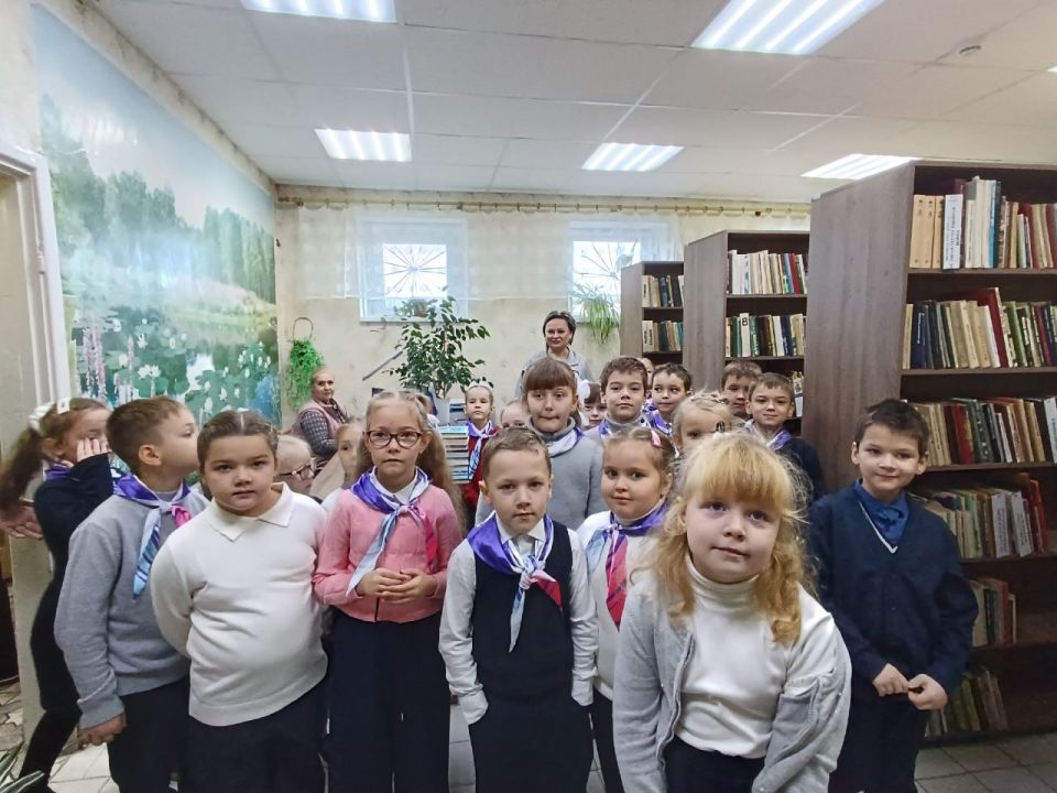 Первоклассники посетили городскую библиотеку Первоклассники посетили городскую библиотеку