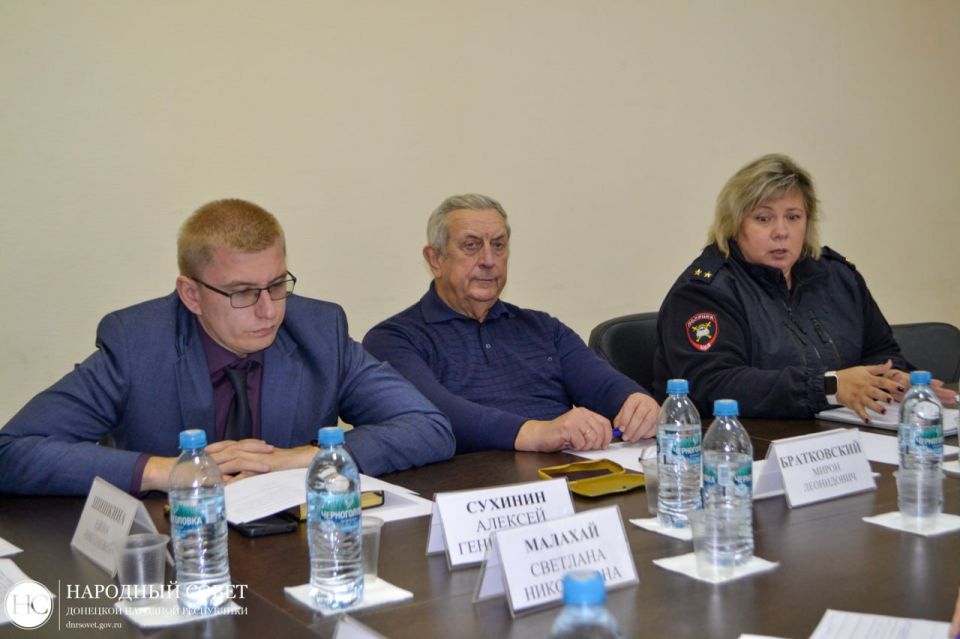 На расширенном заседании #Комитет_по_конституционному_законодательству_государственному_строительству_и_местному_самоуправлению депутаты обсудили вопрос профилактики недопущения несчастных случаев дорожно-транспортных... На расширенном заседании #Комитет_по_конституционному_законодательству_государственному_строительству_и_местному_самоуправлению депутаты обсудили вопрос профилактики недопущения несчастных случаев дорожно-транспортных...