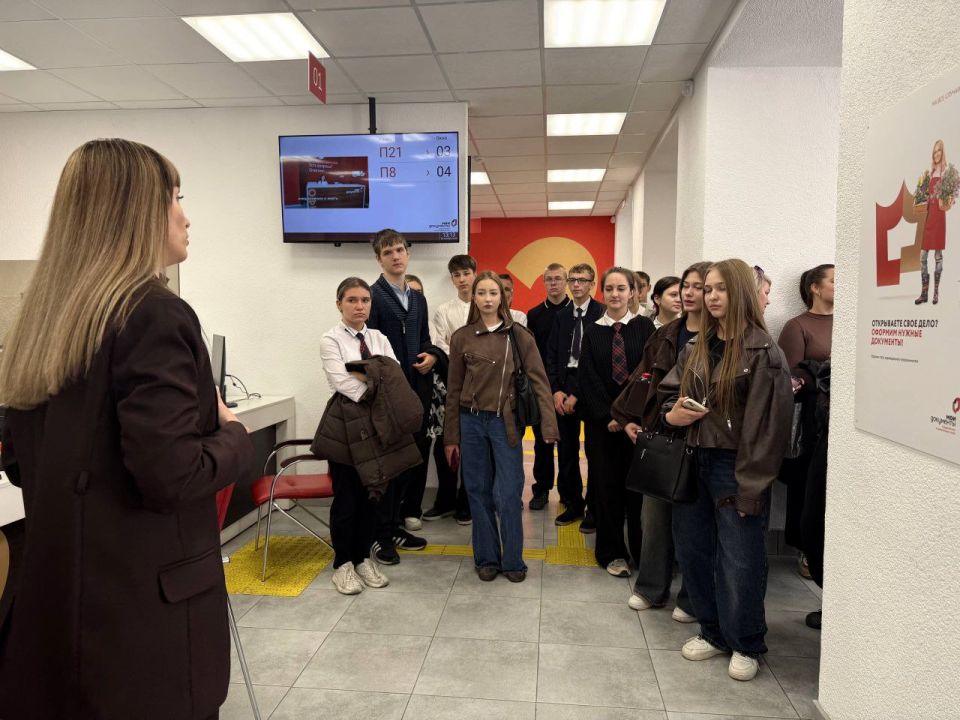 С октября в Донецкой Народной Республике стартовала акция «Учиться в Донбассе», инициированная Главой ДНР Денисом Пушилиным С октября в Донецкой Народной Республике стартовала акция «Учиться в Донбассе», инициированная Главой ДНР Денисом Пушилиным
