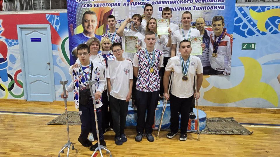 Евгений Ширшов: Хорошие новости приходят из Башкортостана, где в эти дни проходят Всероссийские соревнования по спорту лиц с поражением опорно-двигательного аппарата (дисциплина - плавание) и Всероссийские соревнования...