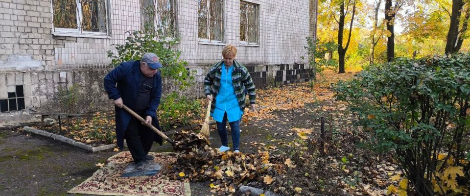 К субботнику присоединились предприятия и учреждения Кировского внутригородского района города Донецк! К субботнику присоединились предприятия и учреждения Кировского внутригородского района города Донецк!