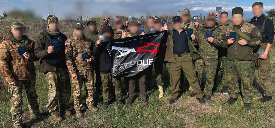 Выпустили очередные группы курсантов Выпустили очередные группы курсантов