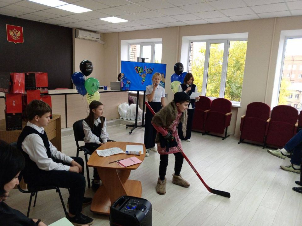 В Ясиноватой прошёл тёплый и душевный праздник — День отца, организованный в рамках партийного проекта «Крепкая семья» от «Единой России» В Ясиноватой прошёл тёплый и душевный праздник — День отца, организованный в рамках партийного проекта «Крепкая семья» от «Единой России»