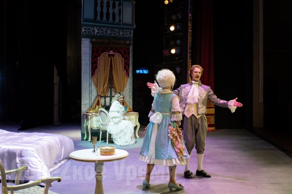 Юмор и легкость, которые заставят задуматься: в Донбасс Опере прошла премьера «Свадьбы Фигаро» Моцарта Юмор и легкость, которые заставят задуматься: в Донбасс Опере прошла премьера «Свадьбы Фигаро» Моцарта