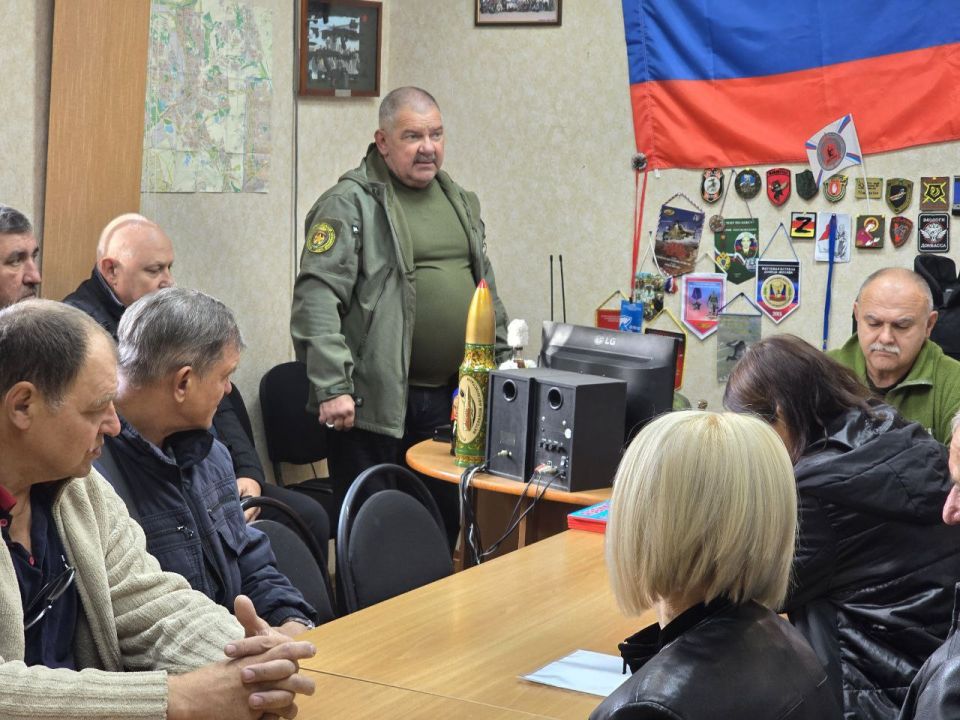 Дмитрий Огилец: 18 октября 2025 года состоялось очередное расширенное правление Макеевской городской организации Общероссийской общественной организации «Российский Союз ветеранов Афганистана и специальных военных операций». Дмитрий Огилец: 18 октября 2025 года состоялось очередное расширенное правление Макеевской городской организации Общероссийской общественной организации «Российский Союз ветеранов Афганистана и специальных военных операций».
