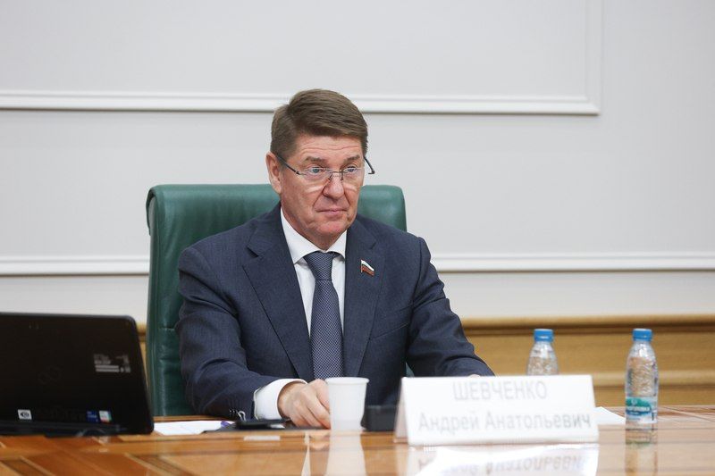Александр Волошин: #работа_в_СФ. Также сегодня принял участие в расширенном заседании Комитета Совета Федерации по федеративному устройству, региональной политике, местному самоуправлению и делам Севера под... Александр Волошин: #работа_в_СФ. Также сегодня принял участие в расширенном заседании Комитета Совета Федерации по федеративному устройству, региональной политике, местному самоуправлению и делам Севера под...
