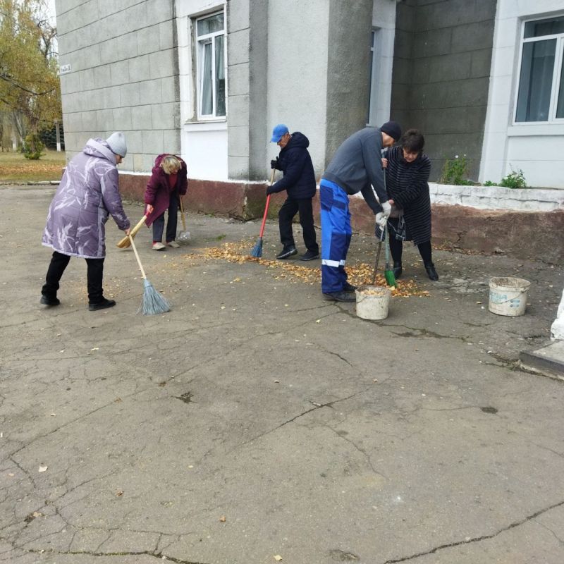 Иван Приходько: В Калининском внутригородском районе Горловки продолжается реализация партийного проекта «Единой России» «Городская среда» Иван Приходько: В Калининском внутригородском районе Горловки продолжается реализация партийного проекта «Единой России» «Городская среда»