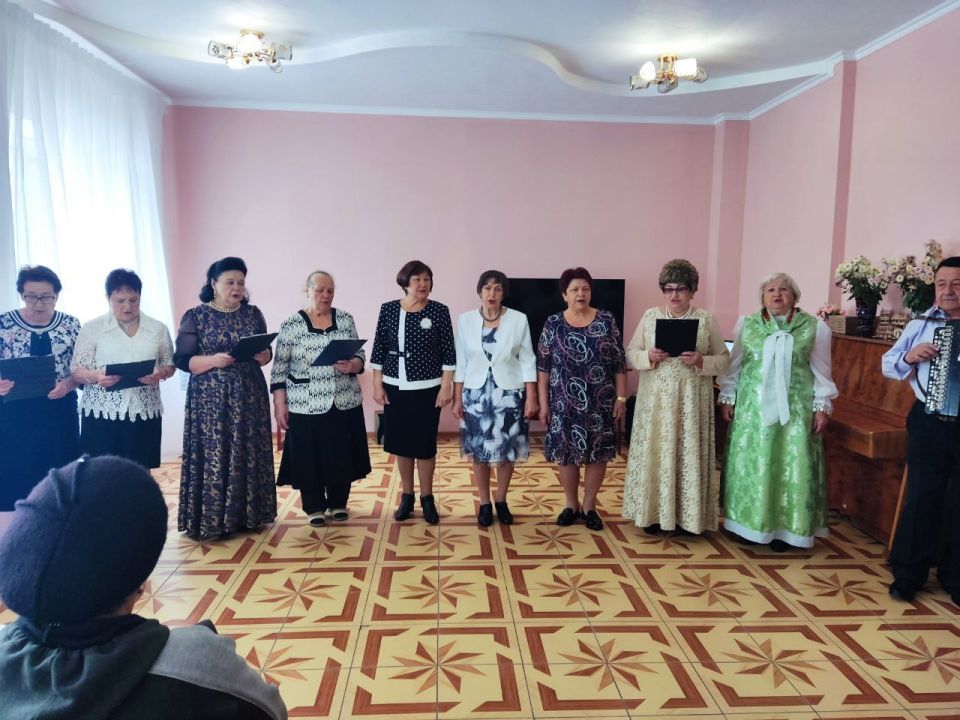 Активное долголетие в Центре социального обслуживания города Харцызска в рамках нацпроекта «Семья» Активное долголетие в Центре социального обслуживания города Харцызска в рамках нацпроекта «Семья»