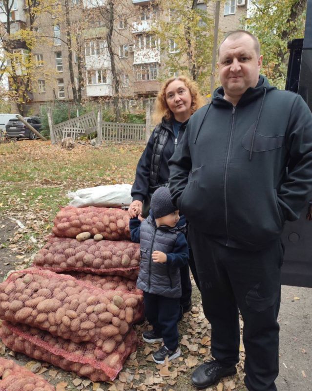 Традиционно День добрых дел по воскресеньям на складе КСВО ДНР Традиционно День добрых дел по воскресеньям на складе КСВО ДНР