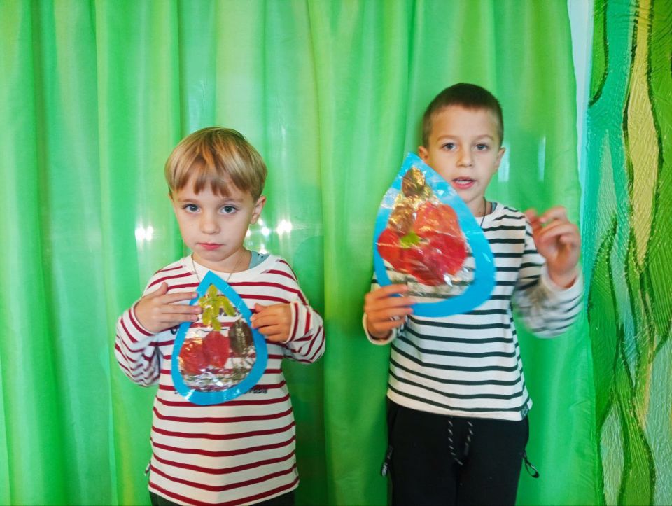 «ОСЕННИЙ КАЛЕЙДОСКОП». В понедельник, 20 октября 2025 года, в клубе раннего развития ребёнка «Золотой ключик» МБУ «Дворец культуры имени Владимира Маяковского городского округа Торез» прошла выставка детских работ под... «ОСЕННИЙ КАЛЕЙДОСКОП». В понедельник, 20 октября 2025 года, в клубе раннего развития ребёнка «Золотой ключик» МБУ «Дворец культуры имени Владимира Маяковского городского округа Торез» прошла выставка детских работ под...