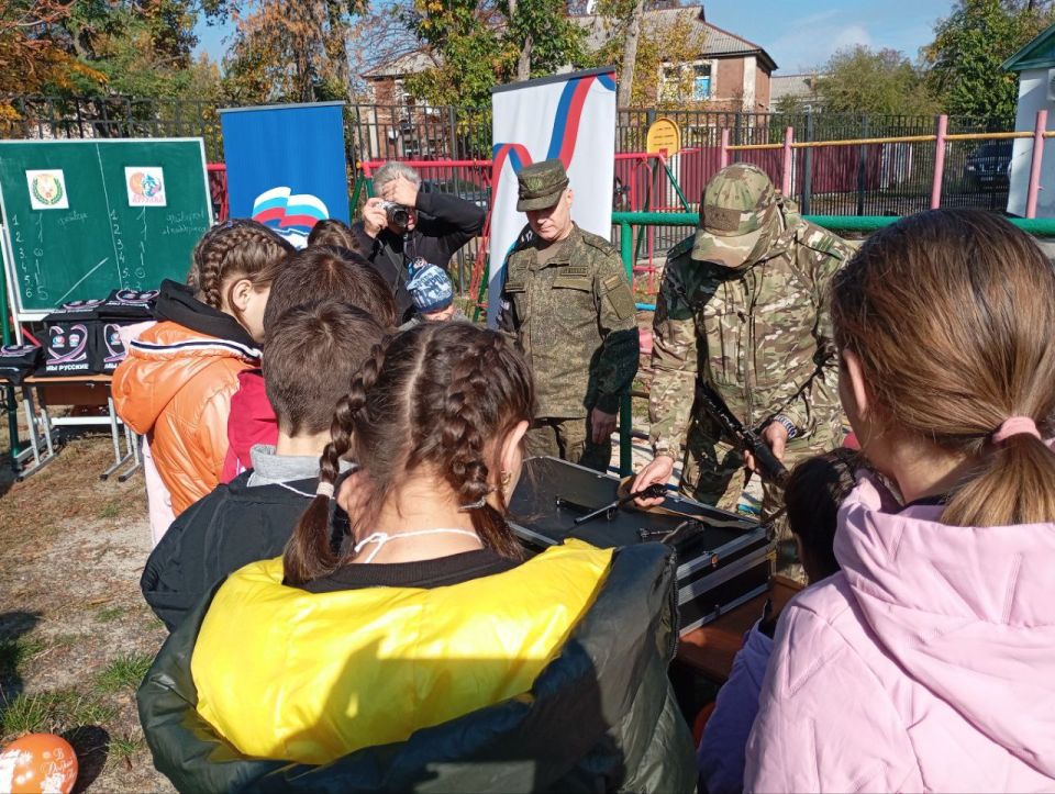 «Мужской характер»: День Отца в Харцызском социально-реабилитационном центре «Мужской характер»: День Отца в Харцызском социально-реабилитационном центре