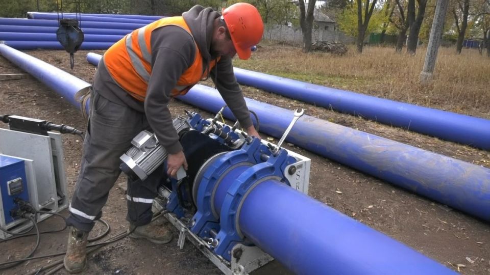 В Торезе заменят порядка 6 километров водопровода