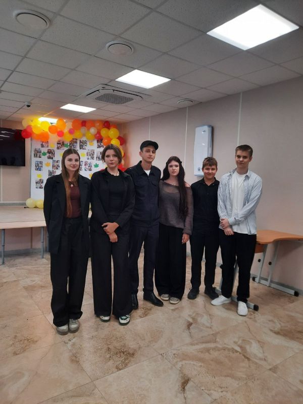 В Новоазовске полицейские агитируют старшеклассников поступать в высшие учебные заведения МВД России В Новоазовске полицейские агитируют старшеклассников поступать в высшие учебные заведения МВД России