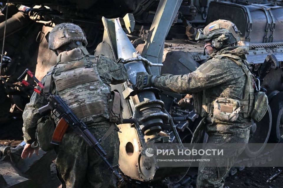 Боевая работа расчёта 203-мм самоходной пушки 2С7М «Малка» группировки войск «Центр» на Покровском (Красноармейском) направлении Боевая работа расчёта 203-мм самоходной пушки 2С7М «Малка» группировки войск «Центр» на Покровском (Красноармейском) направлении